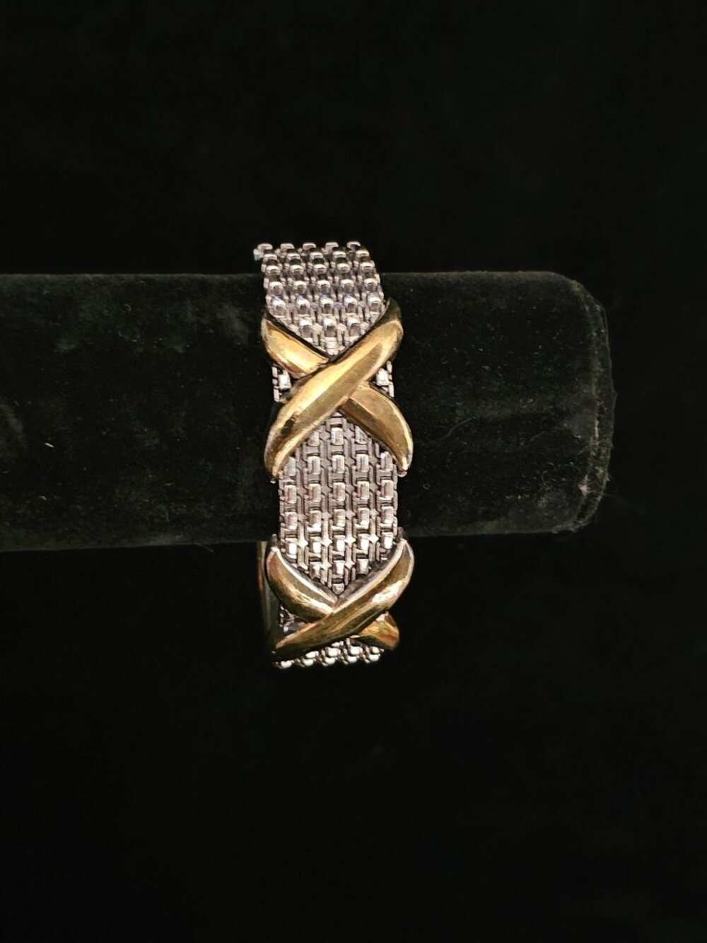 DESIGNER CROSS KNOT BANGLE CUFF BRACELET
